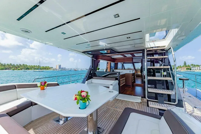 Slide: The Image of Galeon 640 FLY 2019 - 5753864