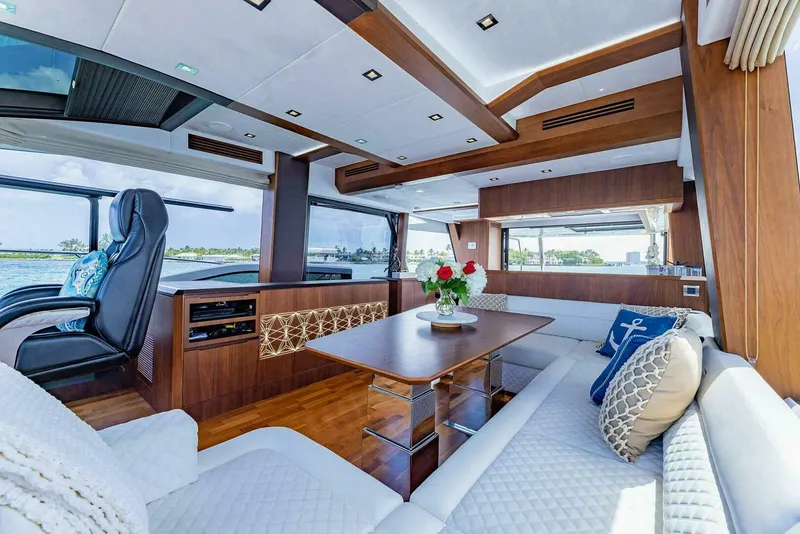 Slide: The Image of Galeon 640 FLY 2019 - 5753873