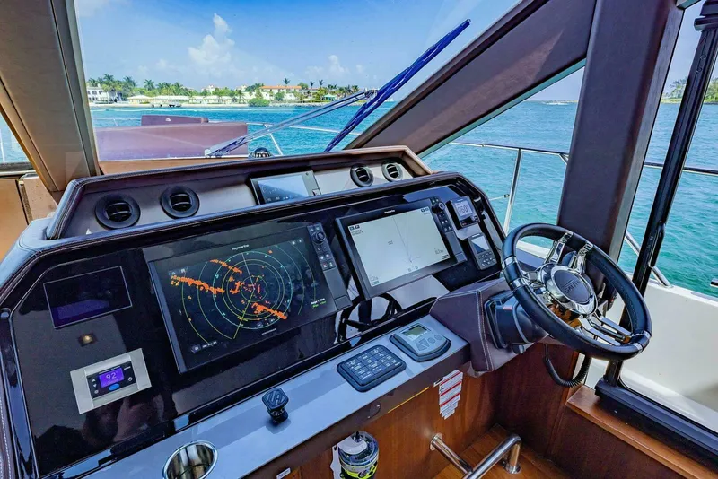 Slide: The Image of Galeon 640 FLY 2019 - 5753881
