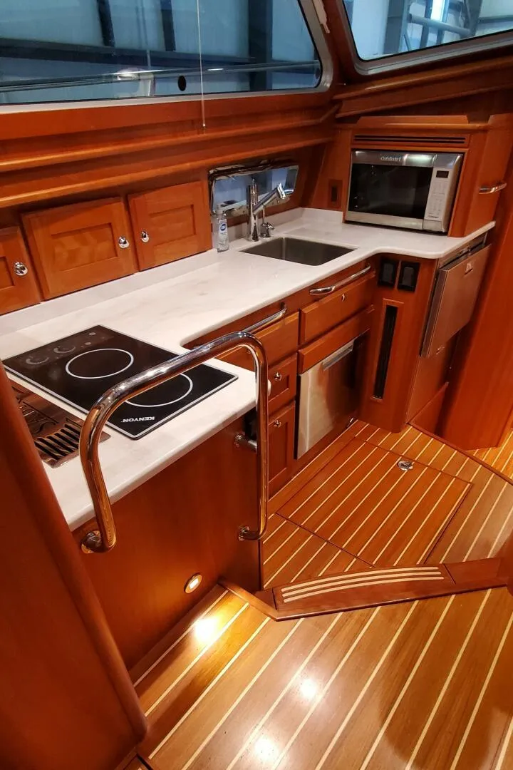 Slide: The Image of Sabre 45 2021 - 5754324