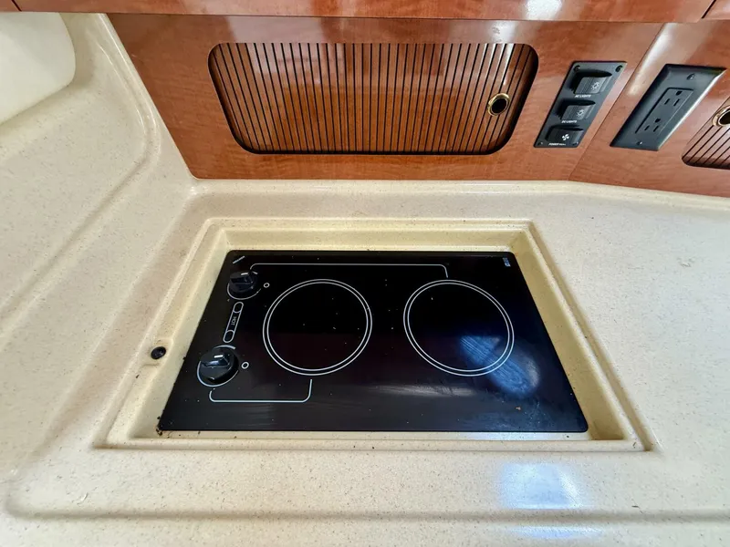 Slide: The Image of Sea Ray 320 Sundancer 2004 - 5754651