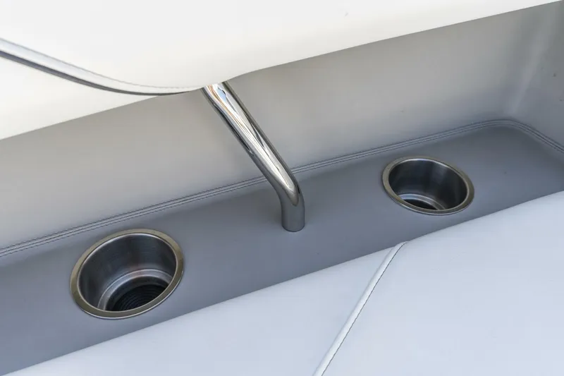 Slide: The Image of Regal LS6 2021 - 5754777