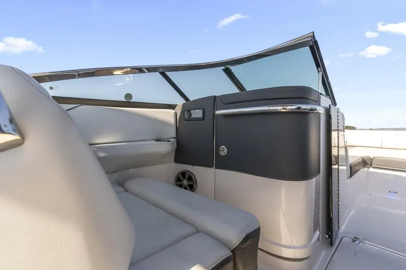 Slide: The Image of Regal LS6 2021 - 5754809