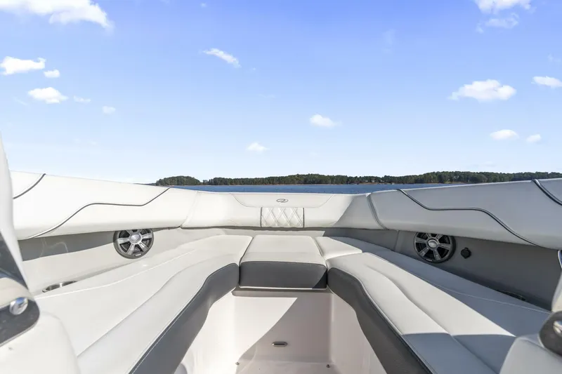 Slide: The Image of Regal LS6 2021 - 5754772