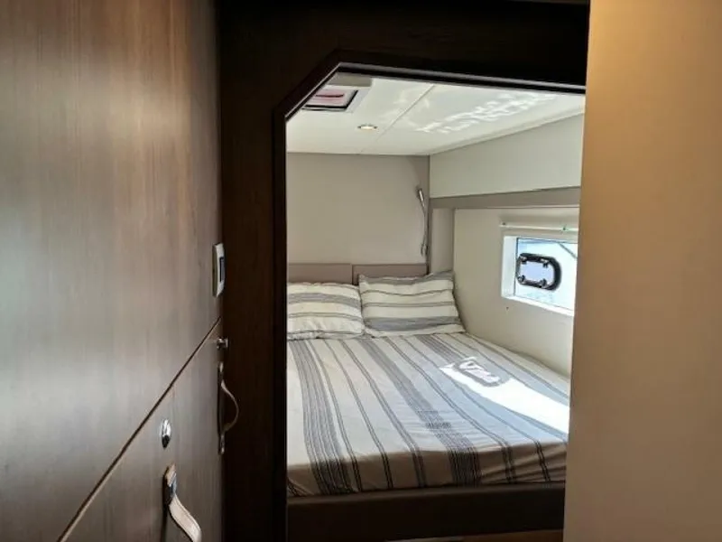 Slide: The Image of Bali 4.2 2023 - 5754870