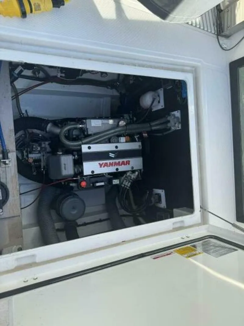 Slide: The Image of Bali 4.2 2023 - 5754827