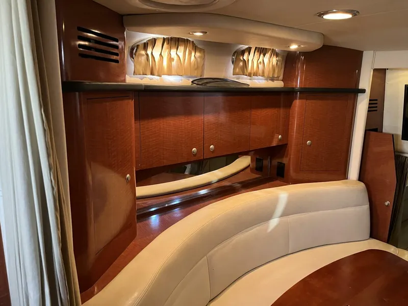 Slide: The Image of 2005 Sea Ray 320 Sundancer - 5763934