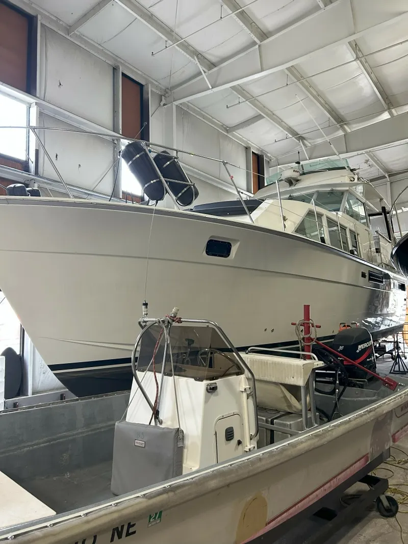 Slide: The Image of Bertram 42 Motor Yacht 1977 - 7586519