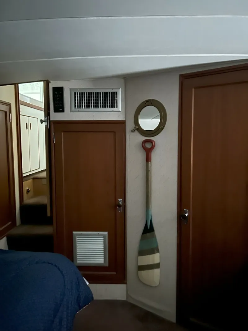 Slide: The Image of Bertram 42 Motor Yacht 1977 - 7586584