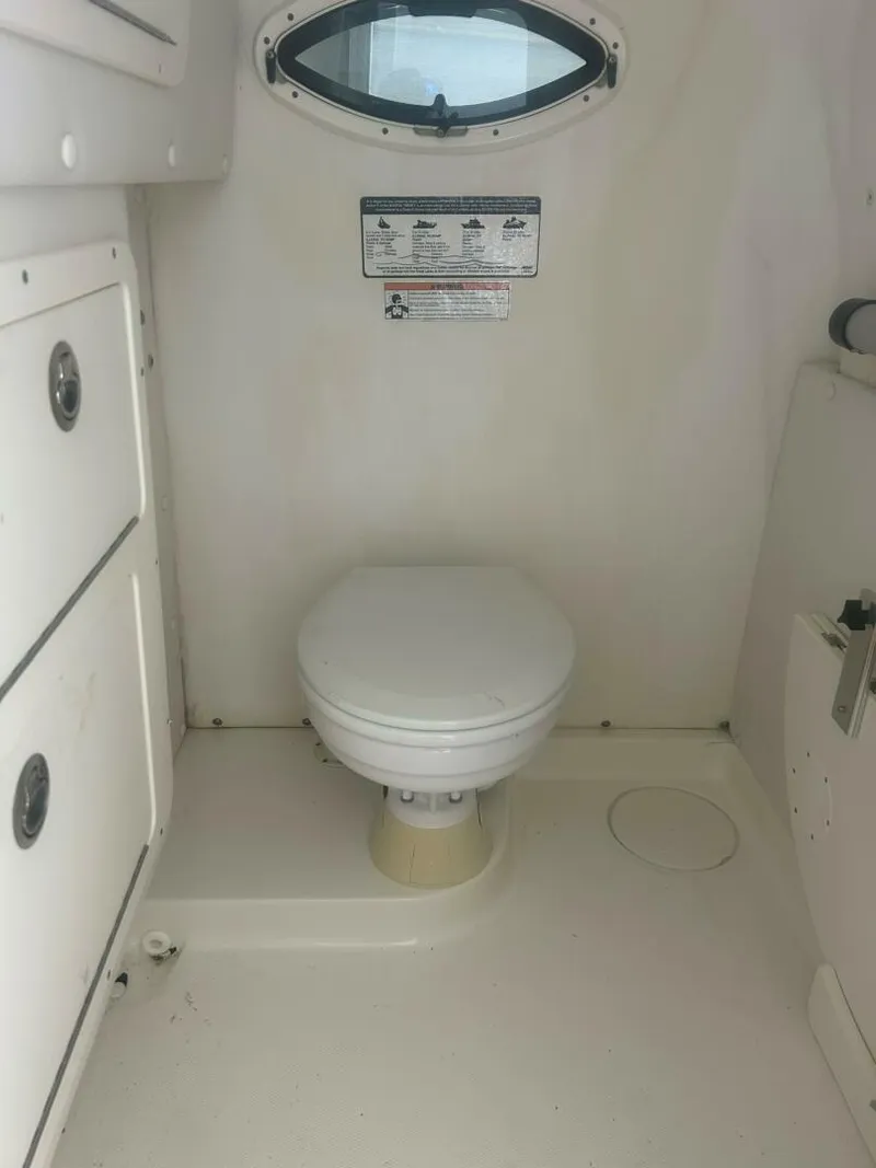 Slide: The Image of World Cat 320 CC 2018 - 5778854