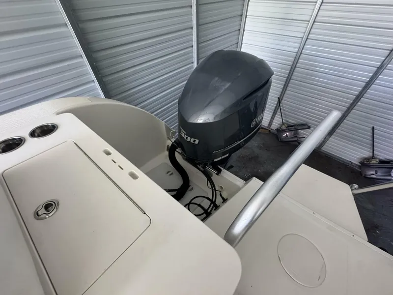 Slide: The Image of World Cat 320 CC 2018 - 5755800