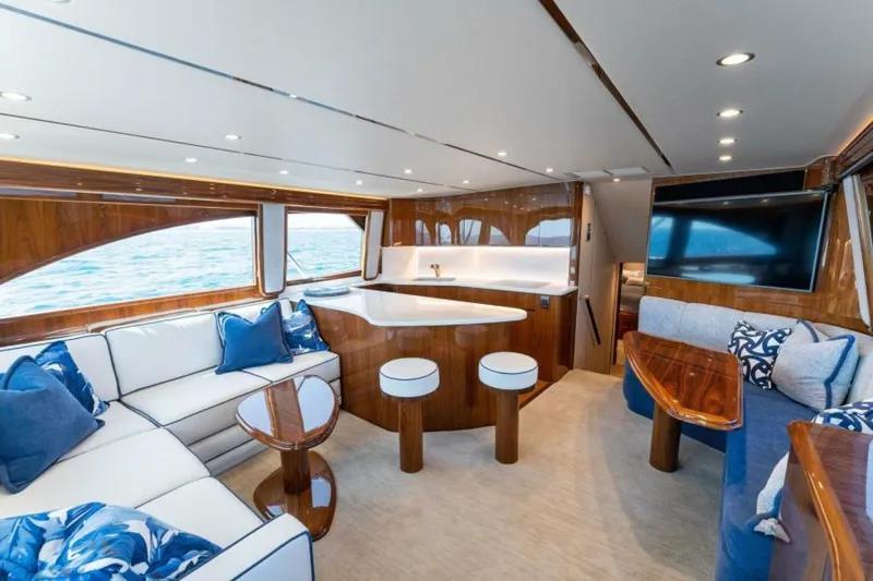 Slide: The Image of 2021 Viking 54 Convertible HAMMERHEADS Salon - 5755672