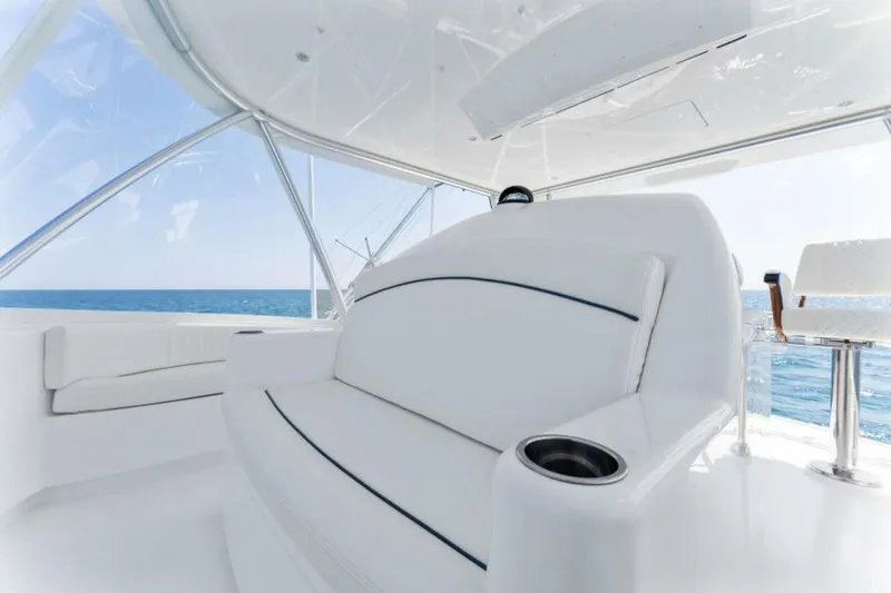 Slide: The Image of 2021 Viking 54 Convertible HAMMERHEADS Flybridge - 5755682