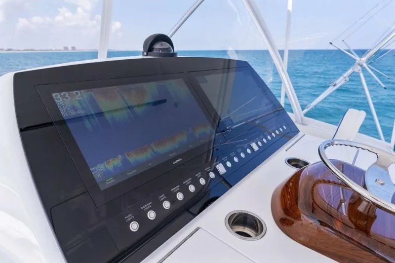 Slide: The Image of 2021 Viking 54 Convertible HAMMERHEADS  Helm - 5755692