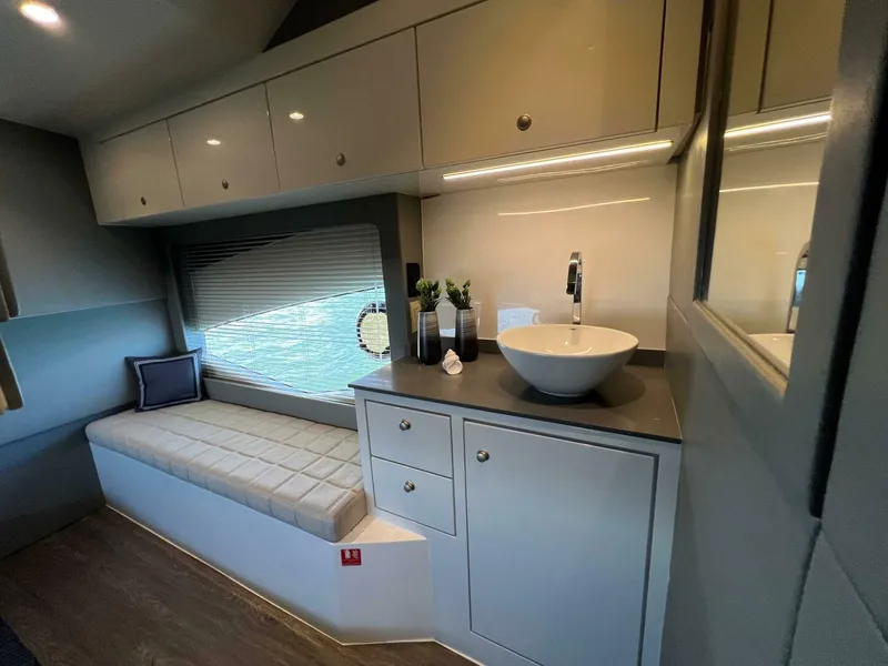 Slide: The Image of Evolve 40 2024 - 5755959