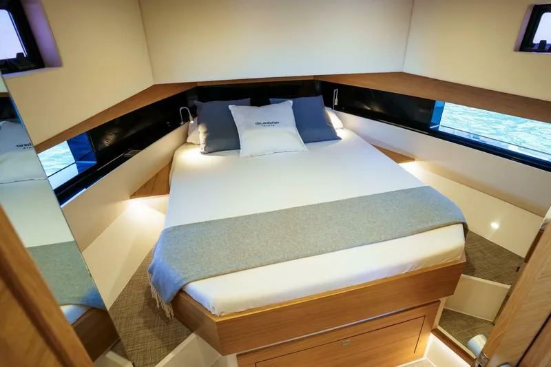 Slide: The Image of De Antonio Yachts D42 2026 - 5755978
