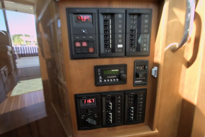 Slide: The Image of Sabreline 38 Express 2013 - 5756476