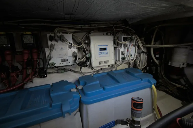 Slide: The Image of Sabreline 38 Express 2013 - 5756396