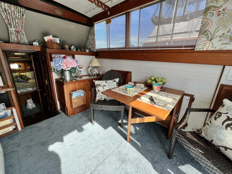 Slide: The Image of Viking 35 Convertible 1979 - 5756617