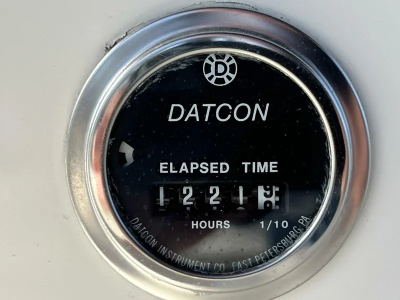 Slide: The Image of Viking 35 Convertible 1979 - 5756659