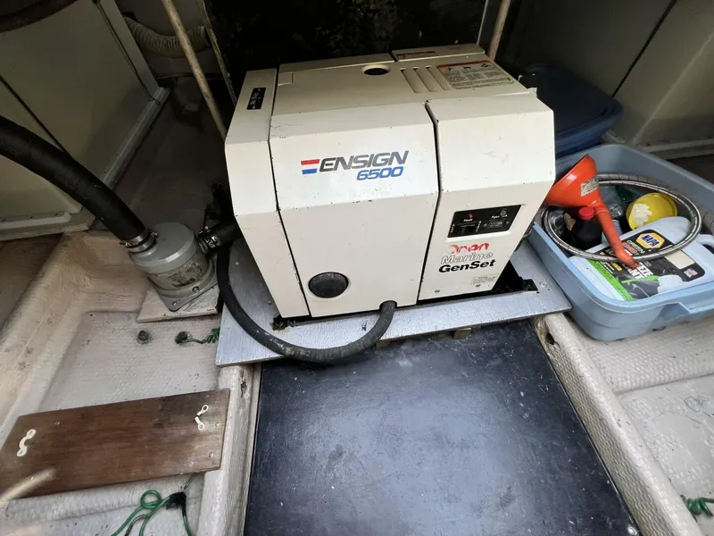 Slide: The Image of Viking 35 Convertible 1979 - 5756664