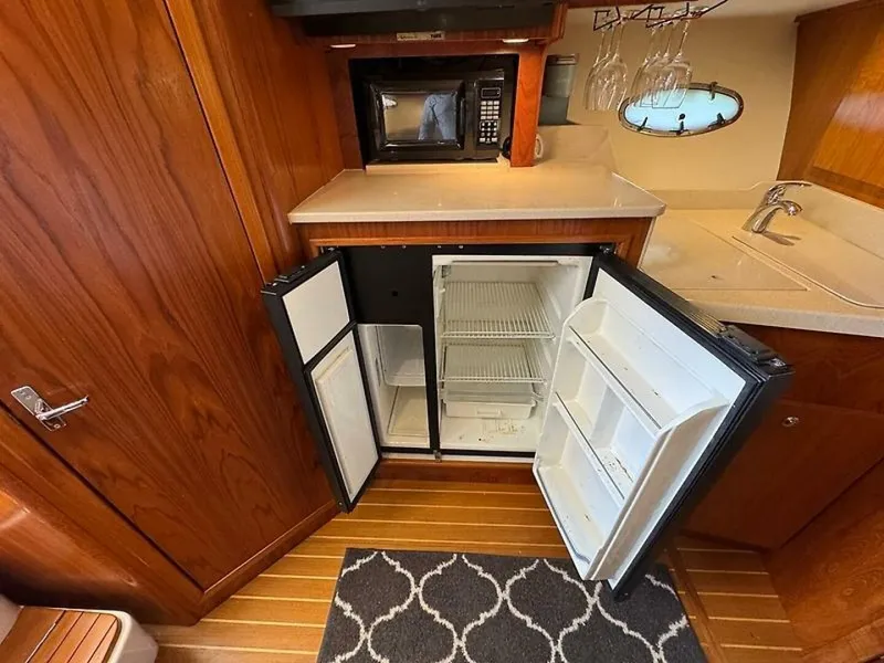 Slide: The Image of 0005439389 - 5756353