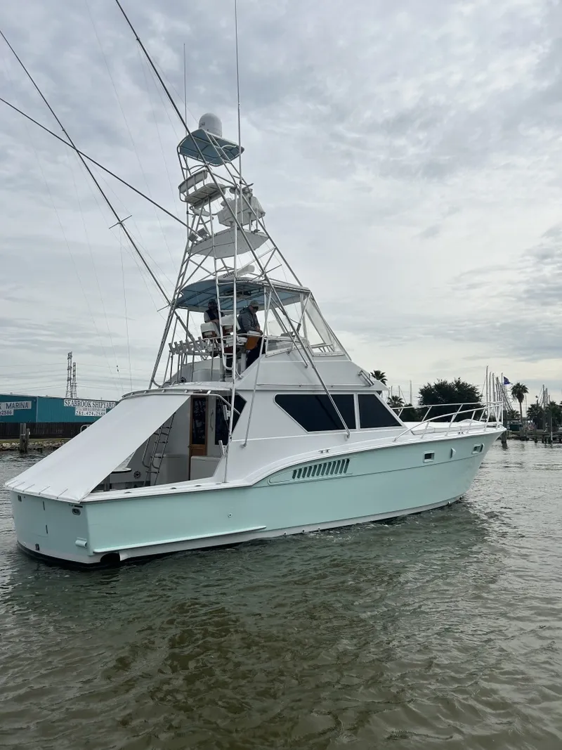 Slide: The Image of Hatteras 45 Convertible 1990 - 6179104