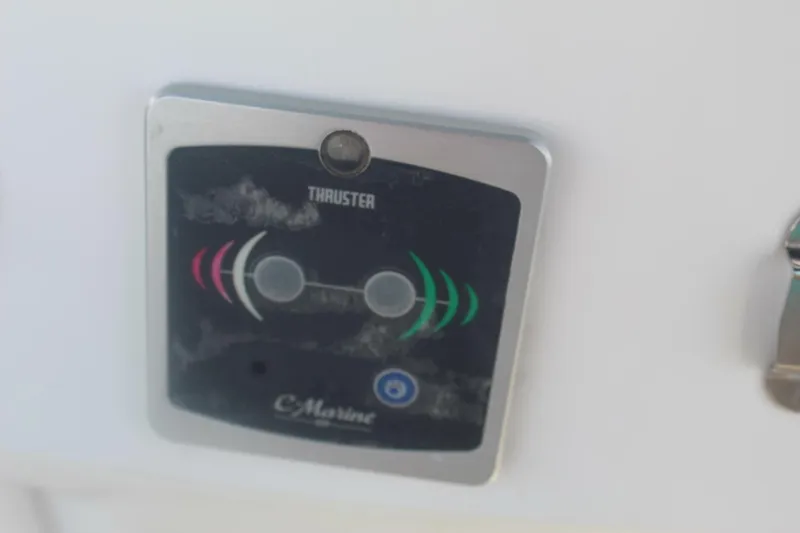 Slide: The Image of Beneteau 411 2001 - 5756834