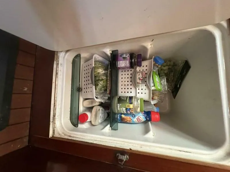 Slide: The Image of Beneteau 423 2004 - 5760198