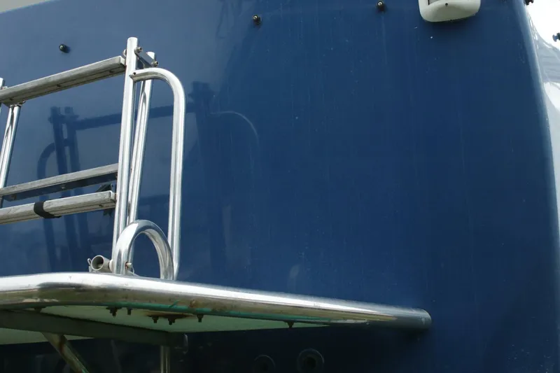 Slide: The Image of 2006 Beneteau Swift Trawler 42 Swim Ladder - 5775012