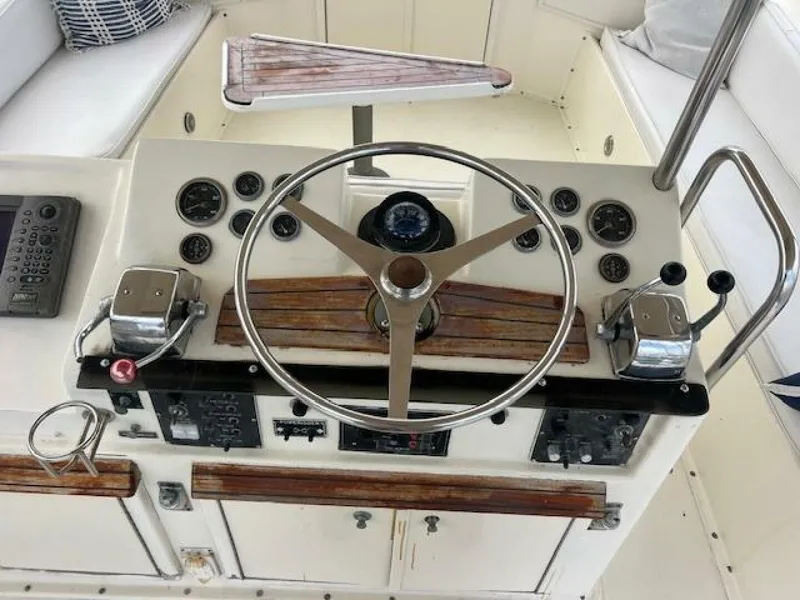 Slide: The Image of Hatteras SF 52 1986 - 5765313