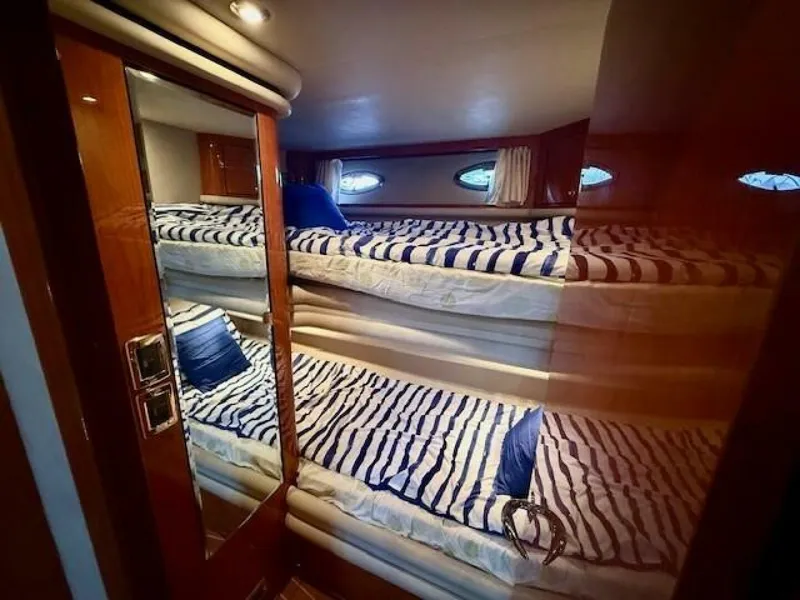 Slide: The Image of Sea Ray 540 Cockpit Motor Yacht 2001 - 5758854