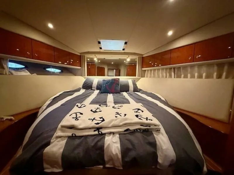 Slide: The Image of Sea Ray 540 Cockpit Motor Yacht 2001 - 5758855