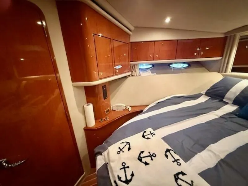 Slide: The Image of Sea Ray 540 Cockpit Motor Yacht 2001 - 5758856