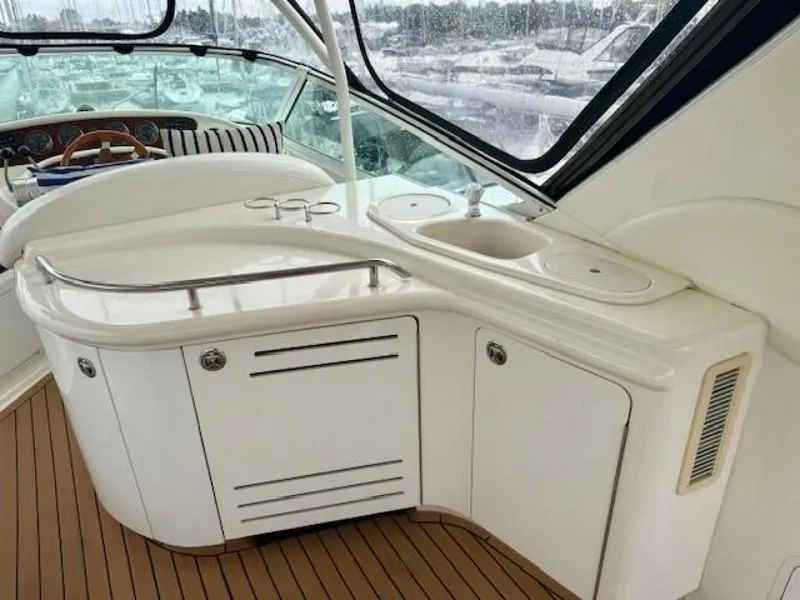 Slide: The Image of Sea Ray 540 Cockpit Motor Yacht 2001 - 5758859