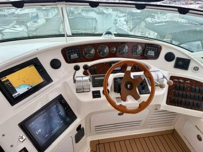 Slide: The Image of Sea Ray 540 Cockpit Motor Yacht 2001 - 5758864