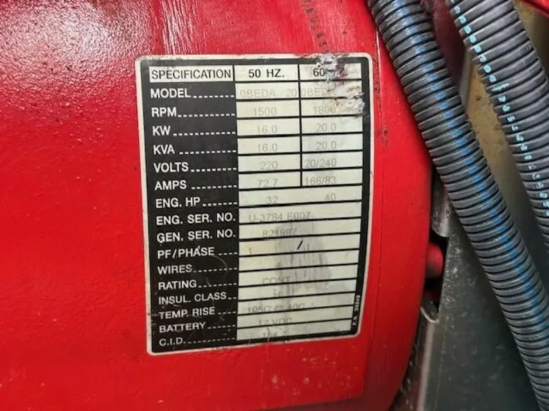 Slide: The Image of Sea Ray 540 Cockpit Motor Yacht 2001 - 5758871