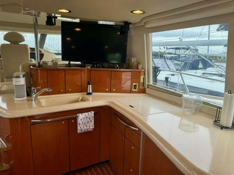 Slide: The Image of Sea Ray 540 Cockpit Motor Yacht 2001 - 5758840