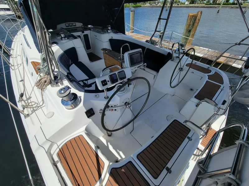 Slide: The Image of Hunter 49 2009 - 5757627