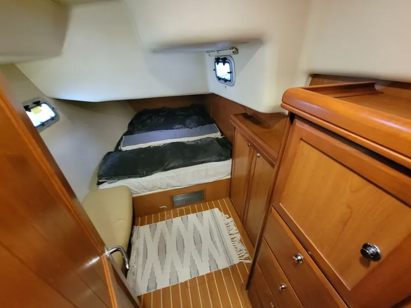 Slide: The Image of Hunter 49 2009 - 5757622