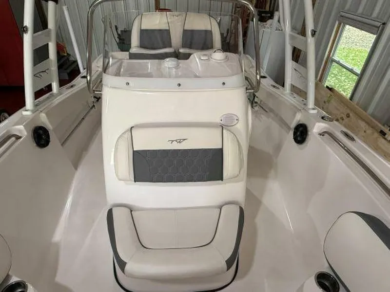 Slide: The Image of Tidewater 210LXf 2017 - 5757784