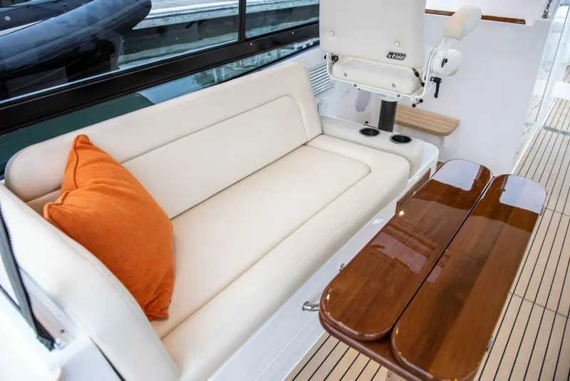 Slide: The Image of MJM 3 2026 - Cockpit Seating - 5768233