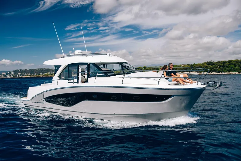 Slide: The Image of Beneteau Antares 12 Coupe 2026 - 5758254