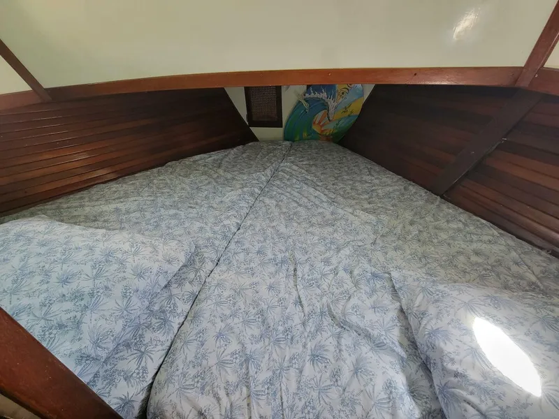 Slide: The Image of Westsail 32 1975 - 5758346