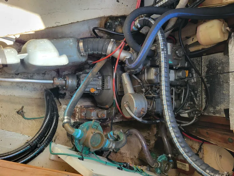 Slide: The Image of Westsail 32 1975 - 5758347