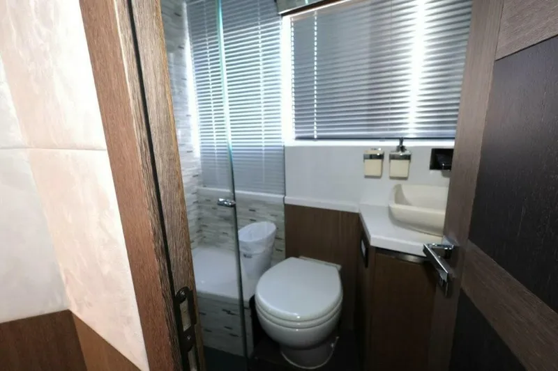 Slide: The Image of Galeon 650 Sky 2019 - 5758484