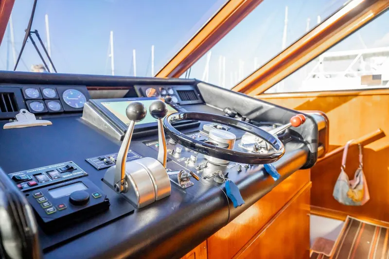 Slide: The Image of Viking 63 Motor Yacht 1989 - 5758419