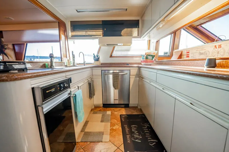 Slide: The Image of Viking 63 Motor Yacht 1989 - 5758414