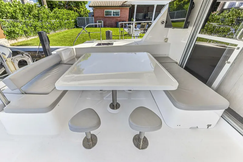 Slide: The Image of Leopard 51 2018 - 5758752