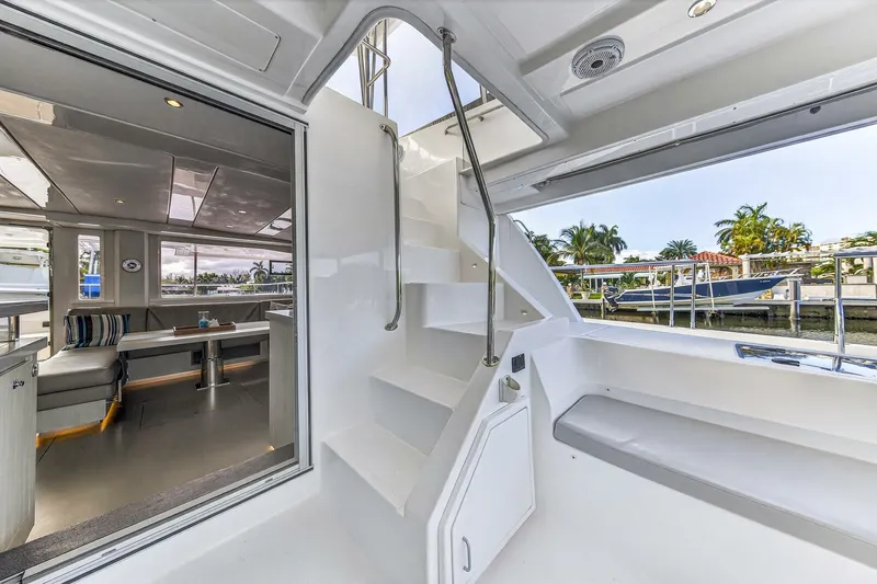 Slide: The Image of Leopard 51 2018 - 5758778